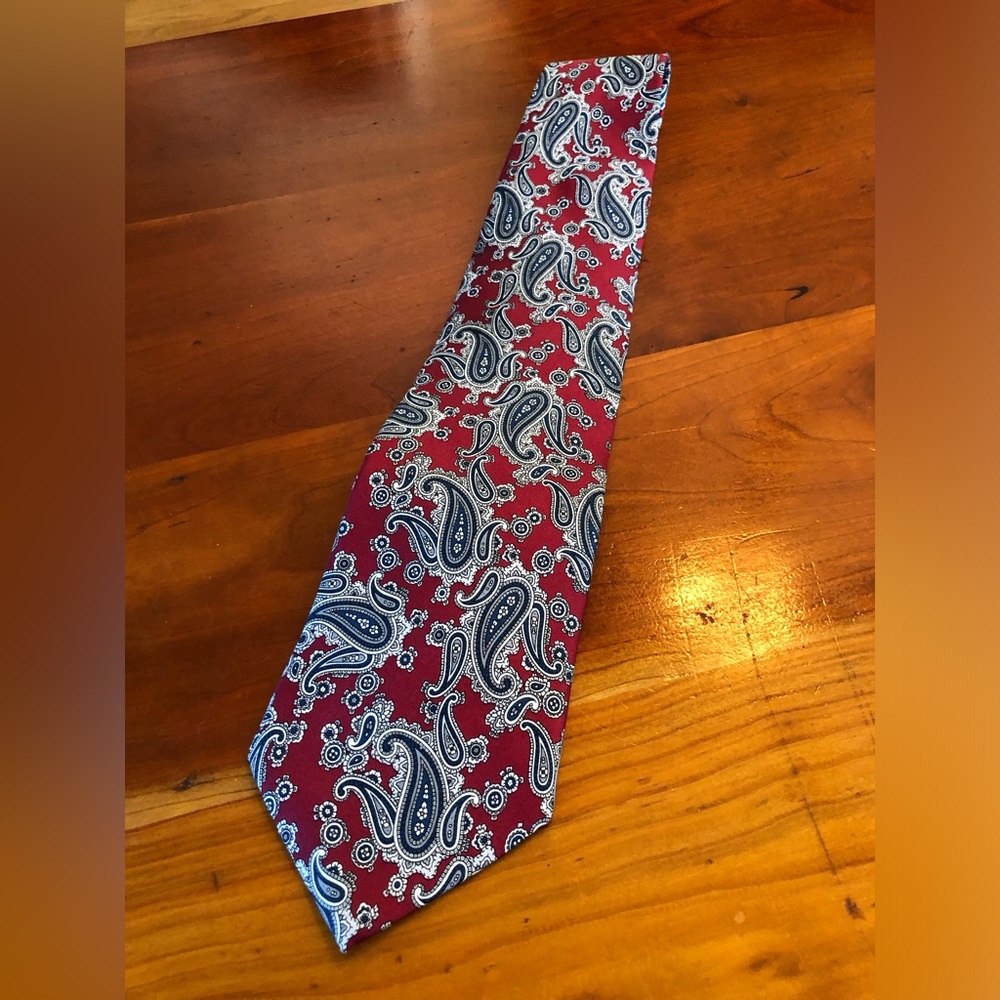 Bert Pulitzer silk tie